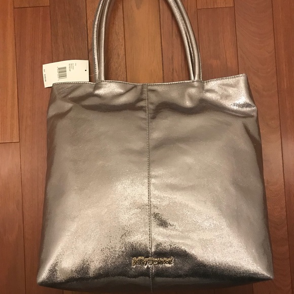 Betsey Johnson leather tote. - Picture 2 of 5